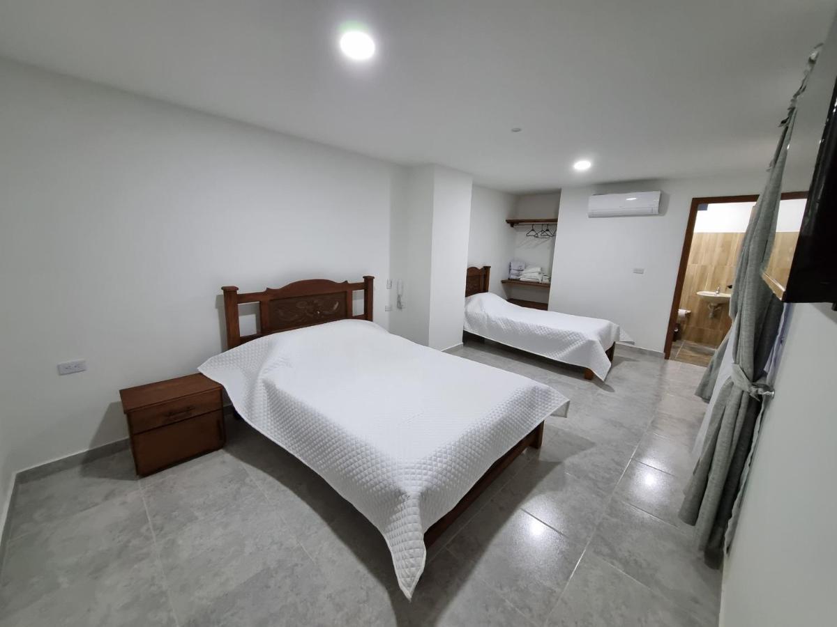 Hotel Antonella Plaza Pinchote Luaran gambar